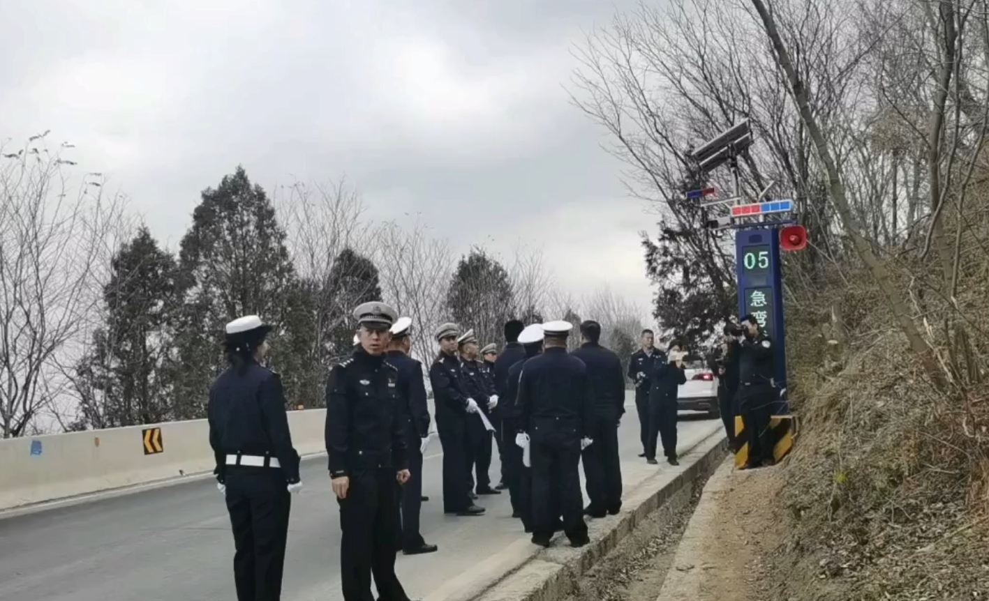 汽车行驶智慧化预警系统(图4)